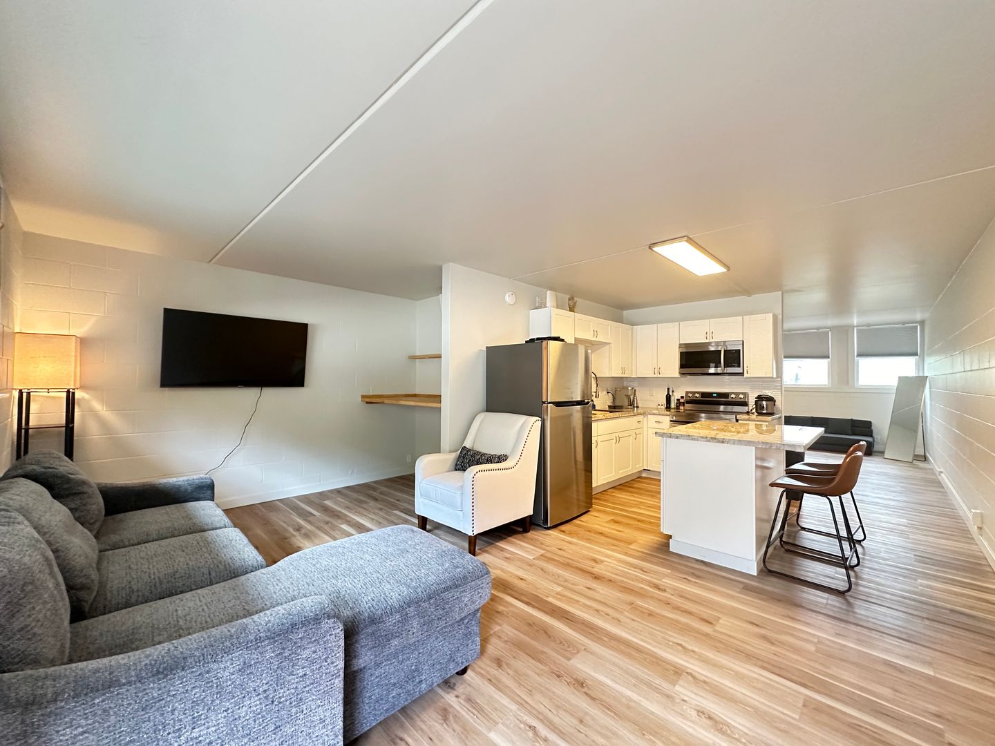 Wailuku Apartment: 1371 Lower Main St