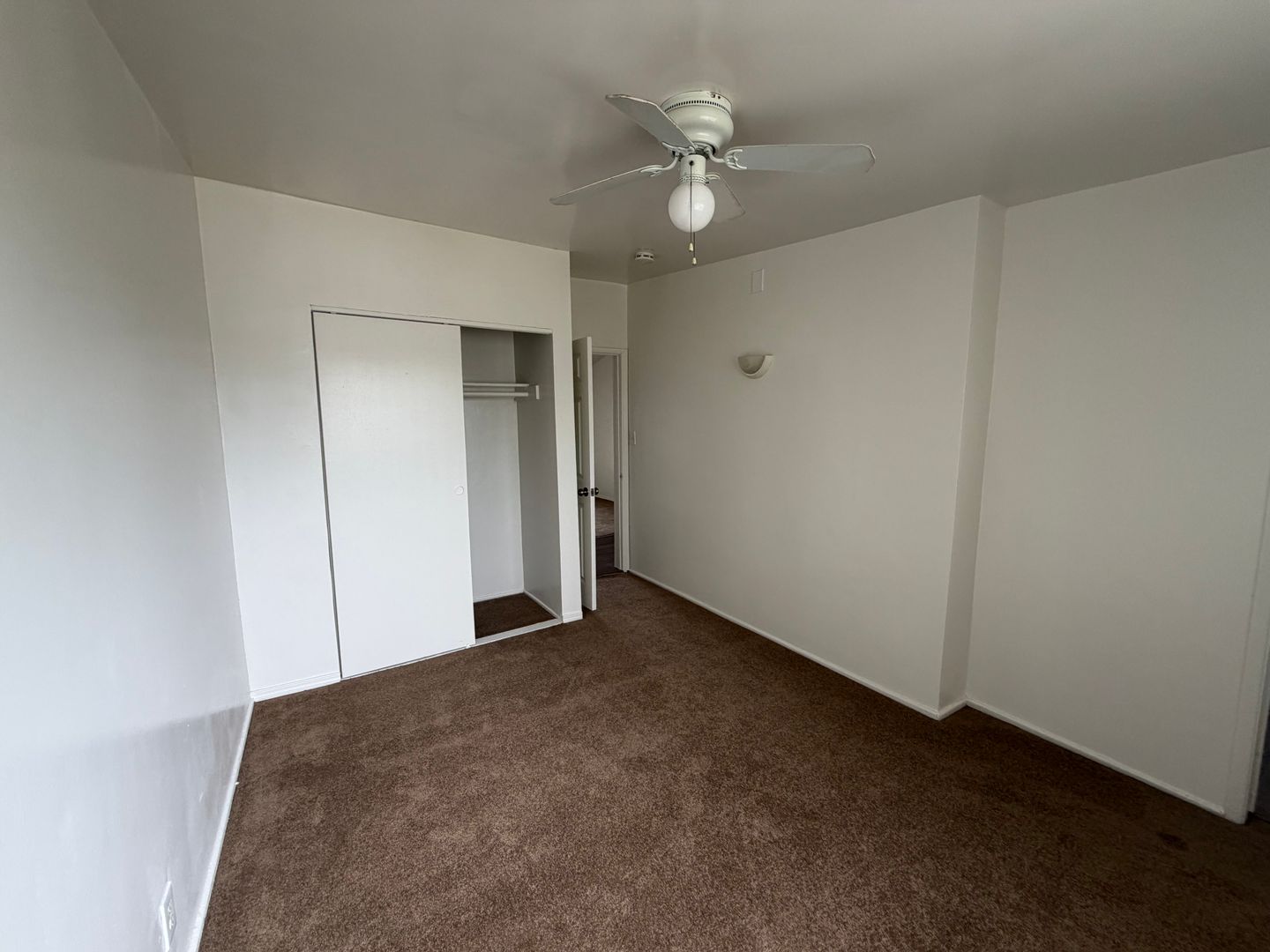 Lynwood Apartment: 3206-3210 El Segundo Blvd