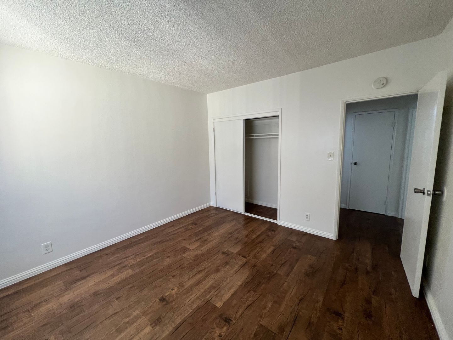 Lynwood Apartment: 4350 Pendleton Ave