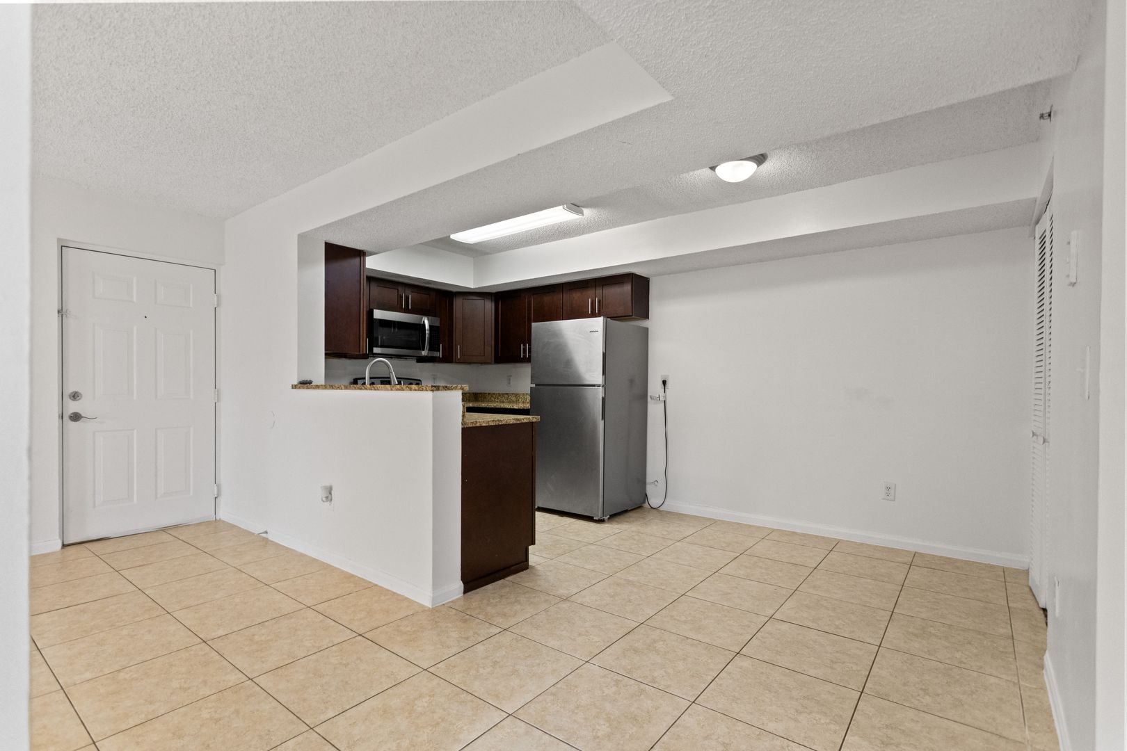 Coconut Creek Apartment: 5500 NW 61 Street