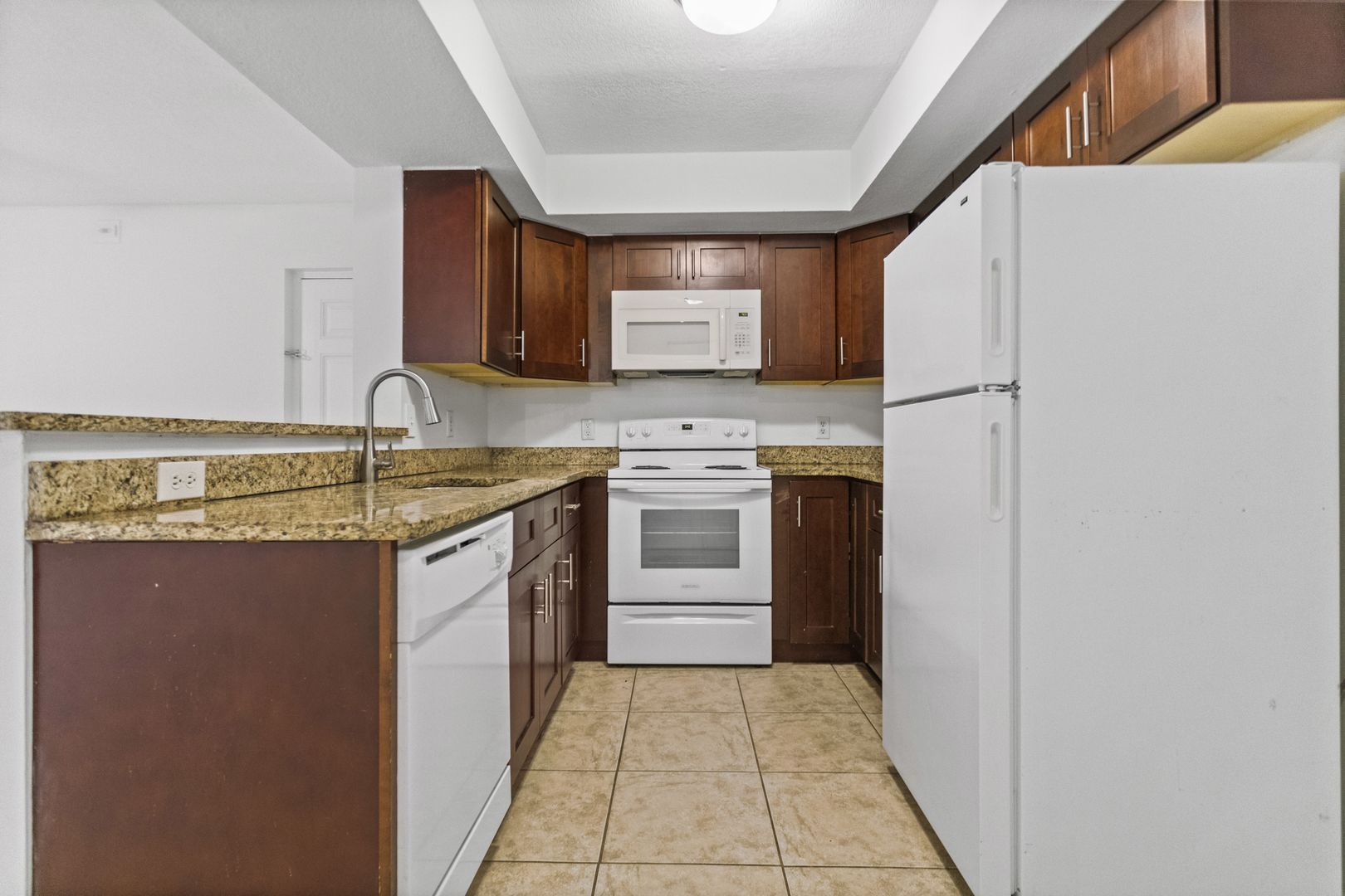 Coconut Creek Apartment: 5500 NW 61 Street