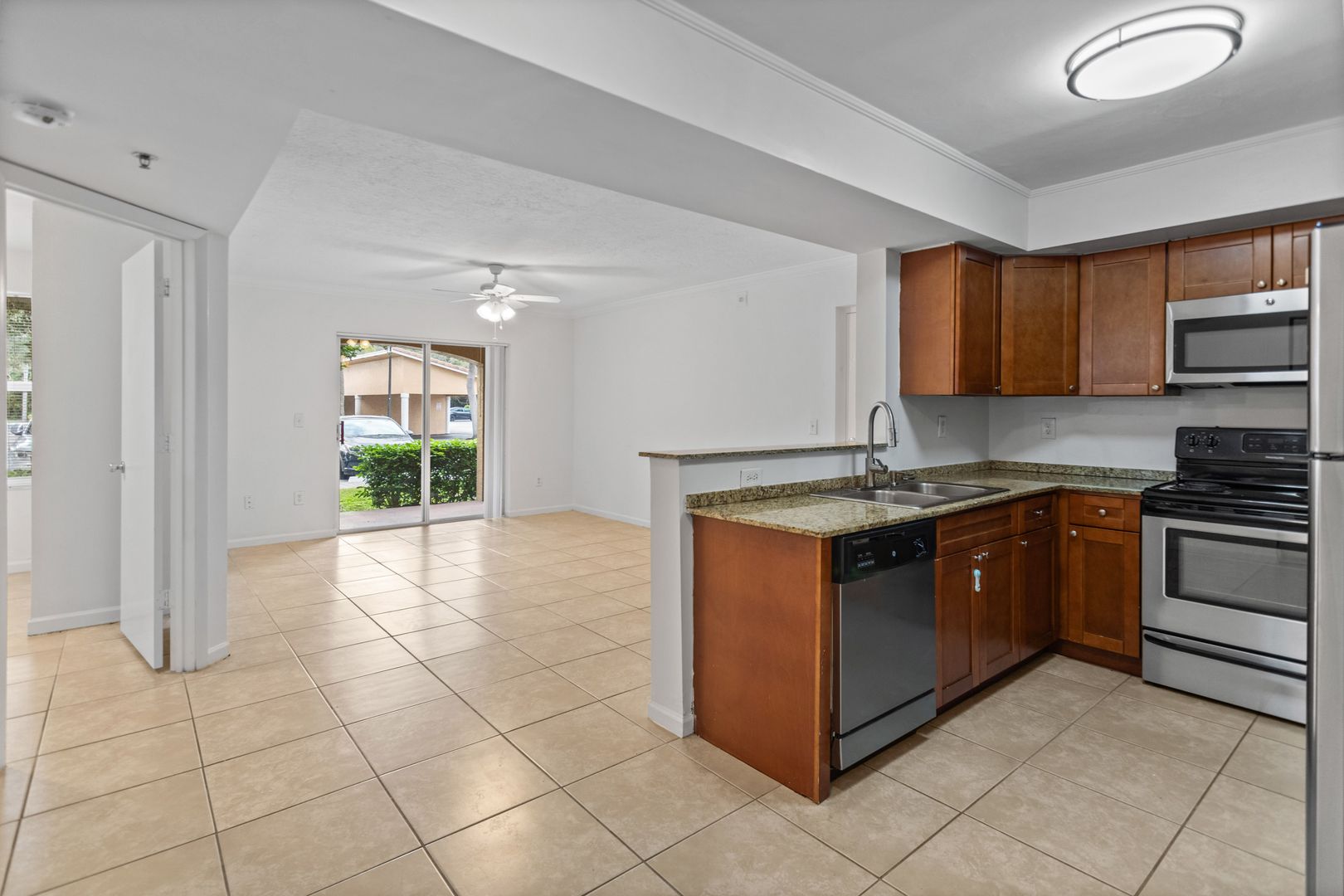 Coconut Creek Apartment: 5500 NW 61 Street