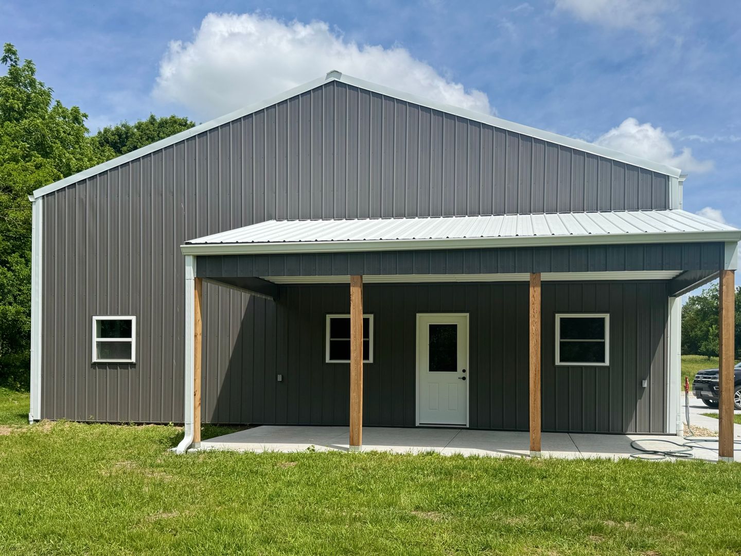 Wamego House: 3398 Appleyard Rd.