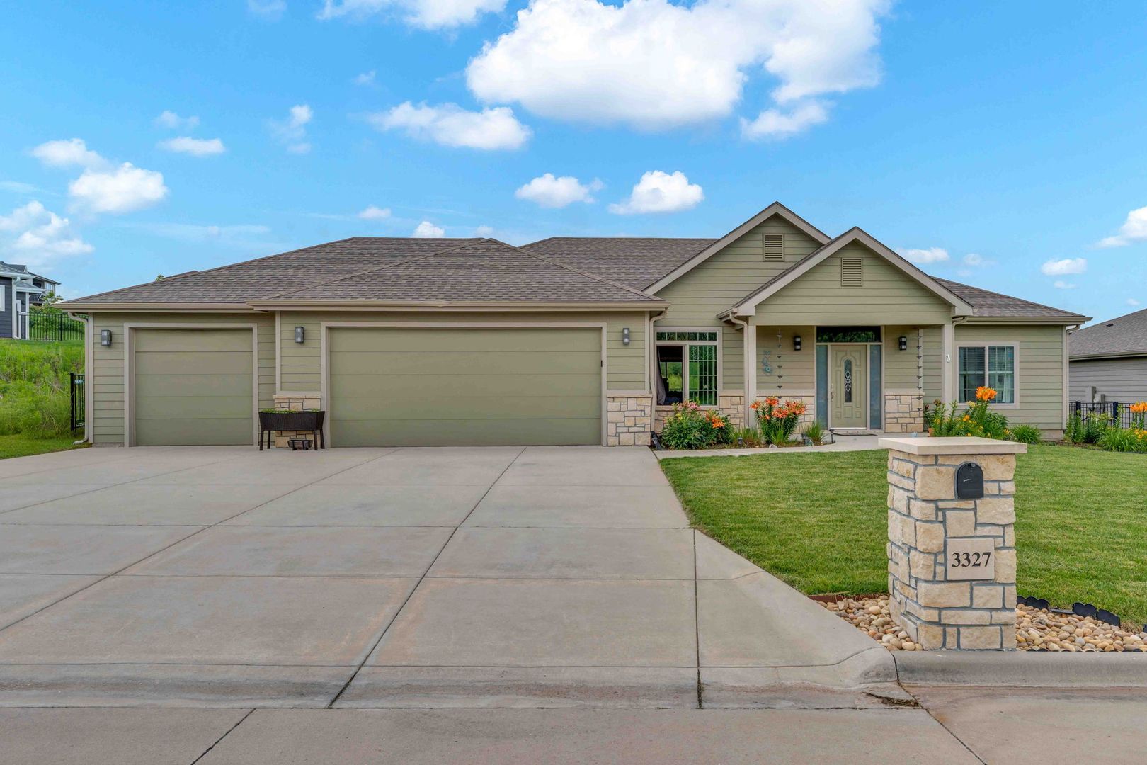 Manhattan House: 3327 Merced Dr.