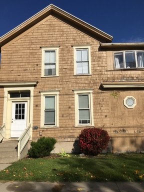 Large Upper 5 Bedroom - All inclusive! – photo 1