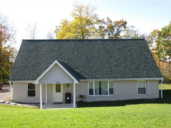 Ithaca House: 122 Birdseye View Dr