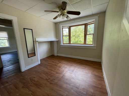 City Upper 2 Bedroom 1.5 Bath