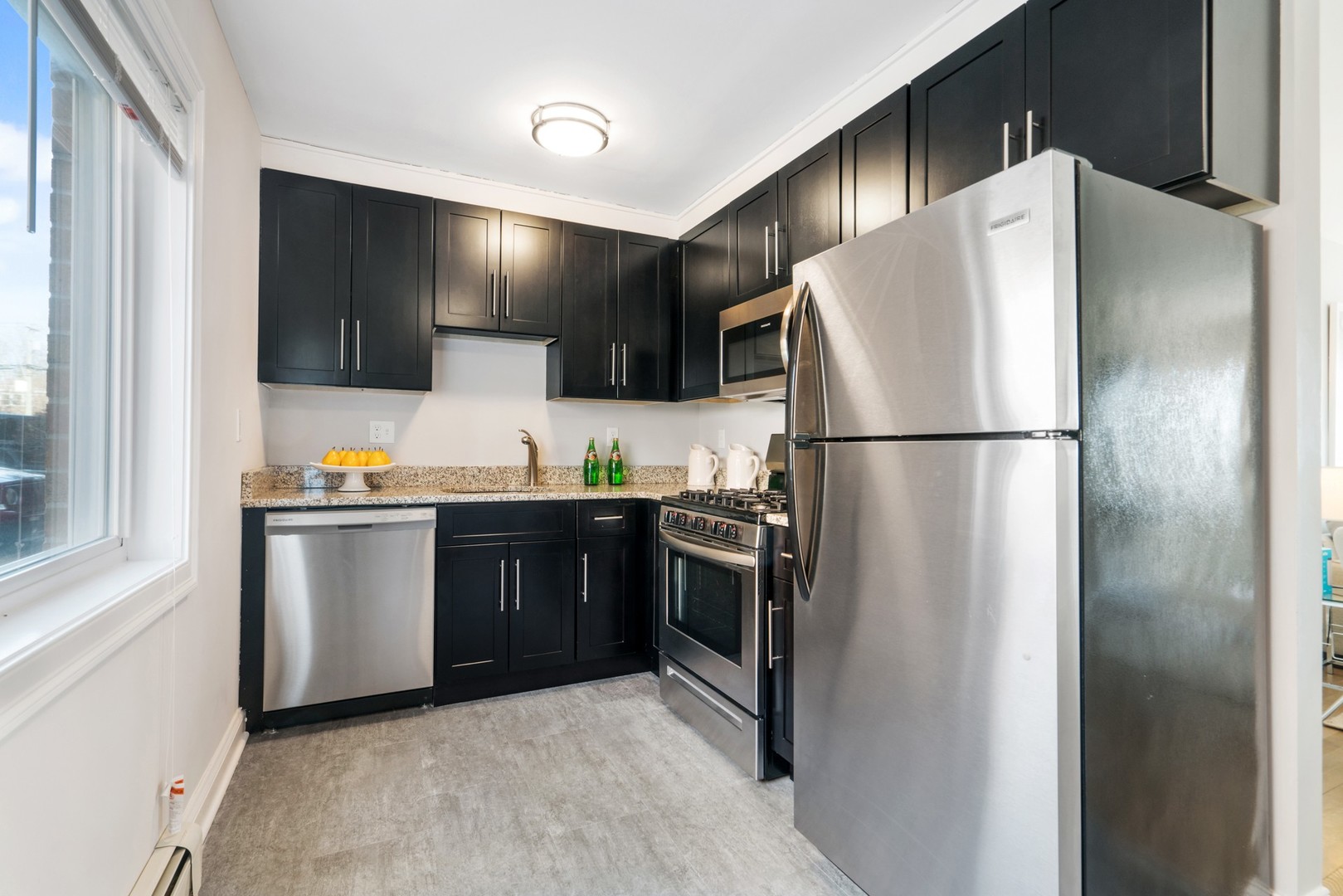 Norwalk Apartment: 3 Bedford Ave