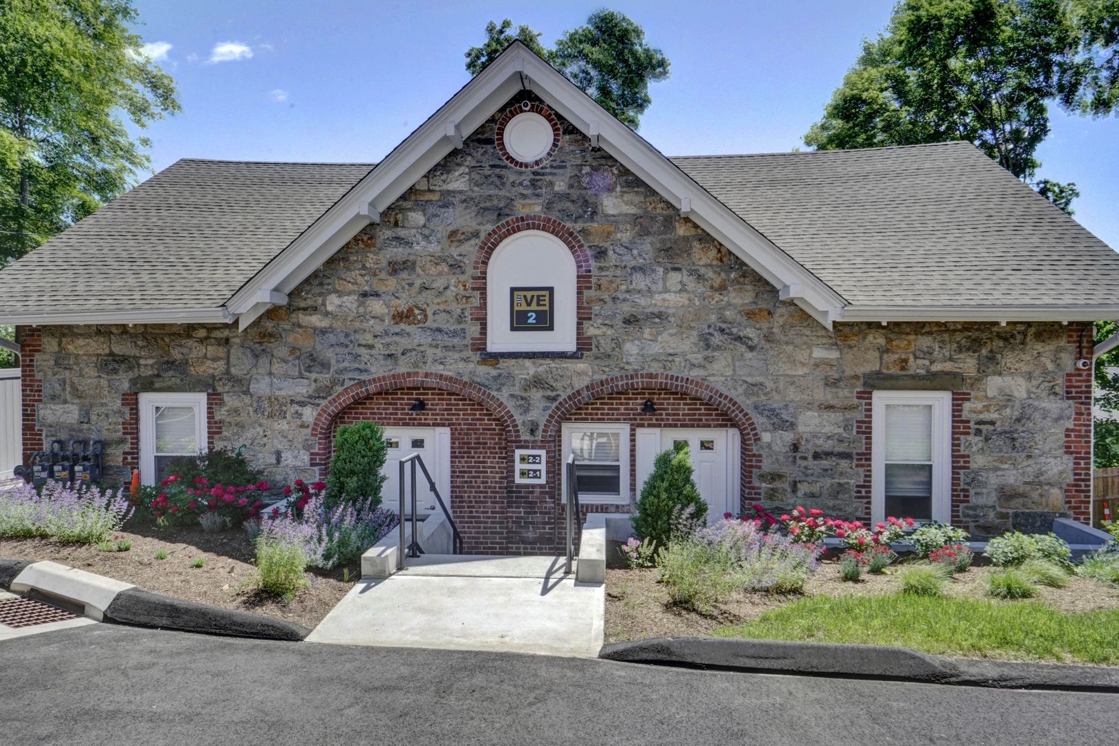 Norwalk Apartment: 3 Bedford Ave