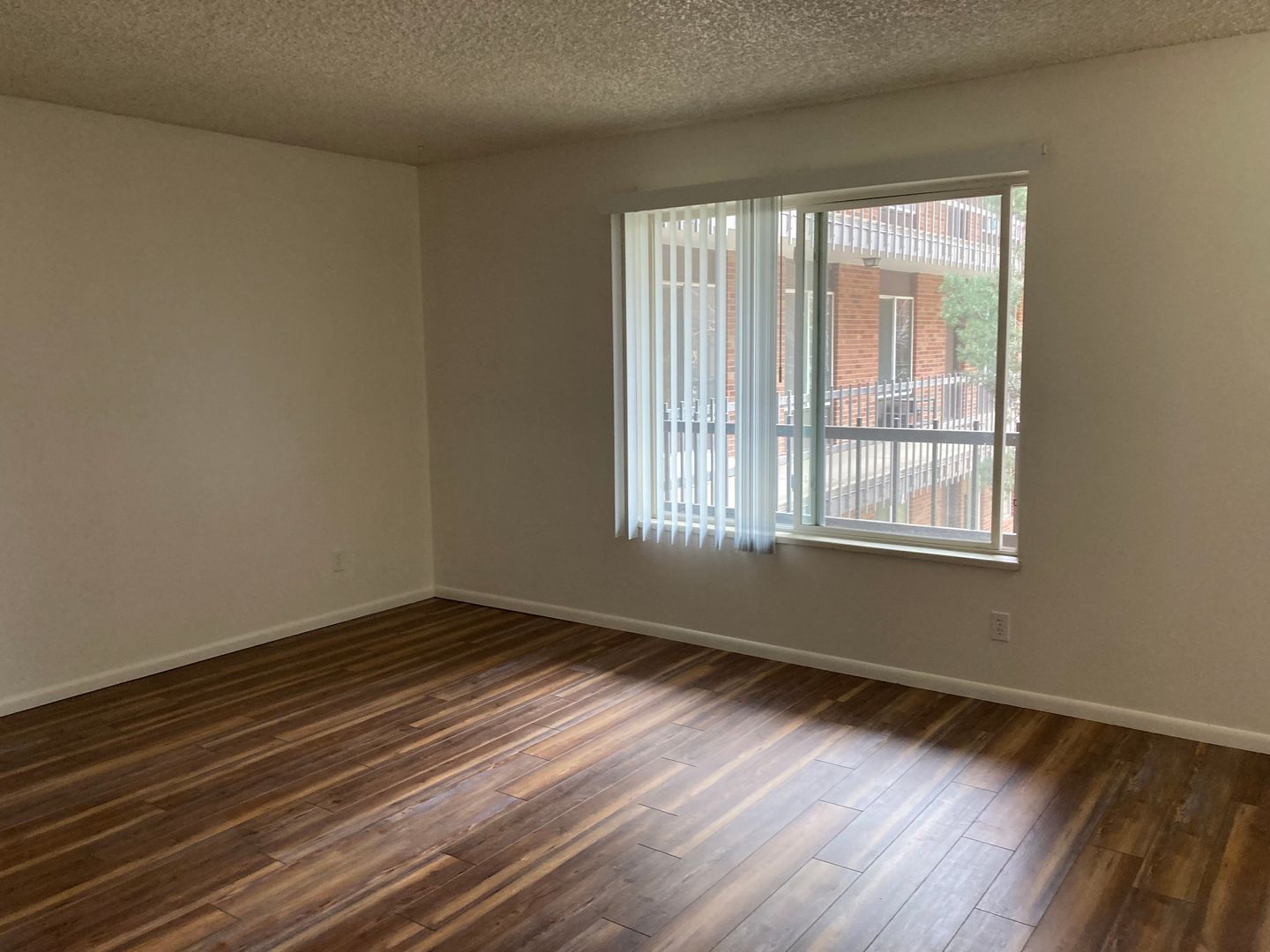 Laramie Apartment: 360 N 9th St