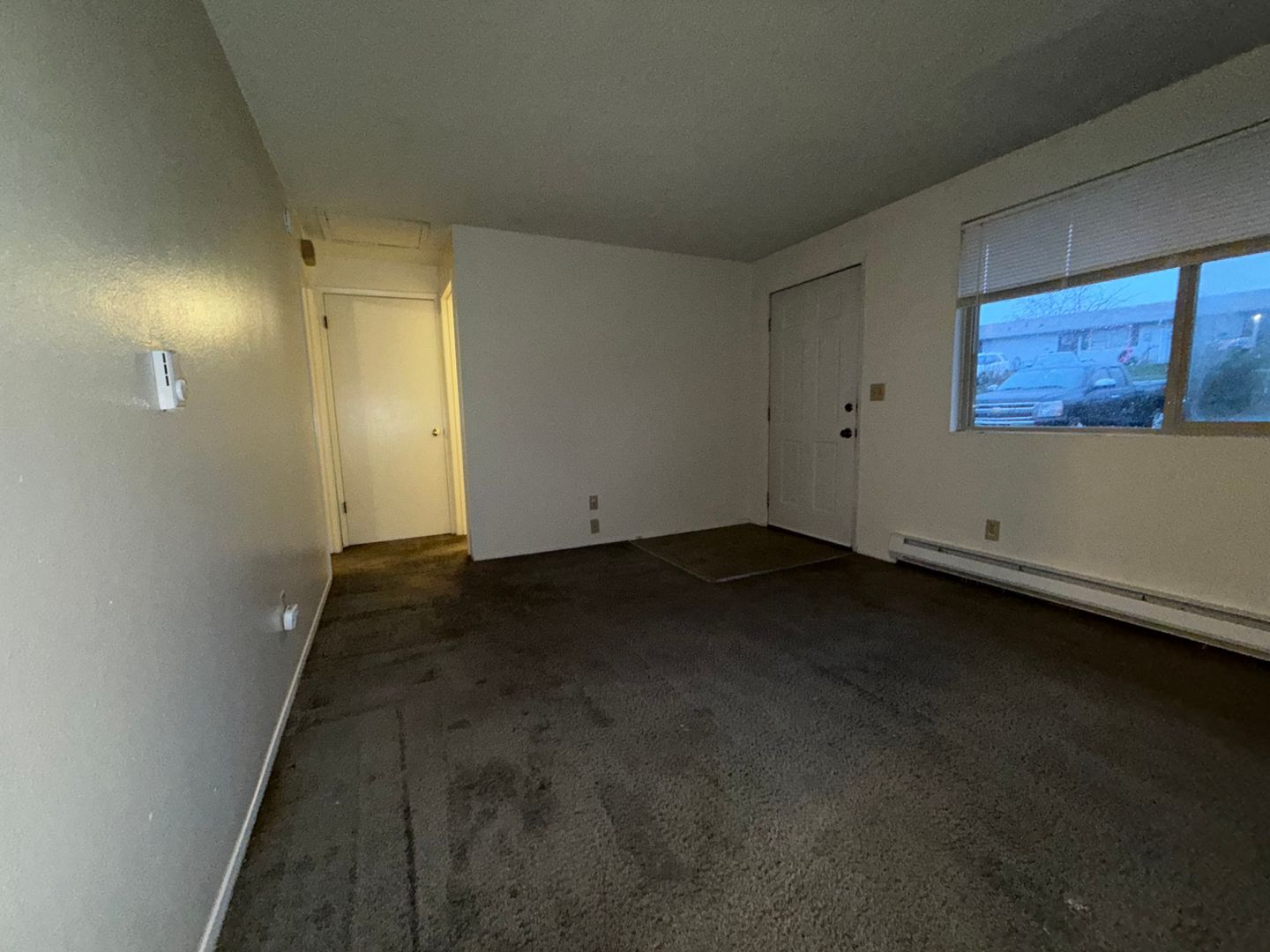 Puyallup Apartment: 11217 59th Ave Ct E, Unit 9