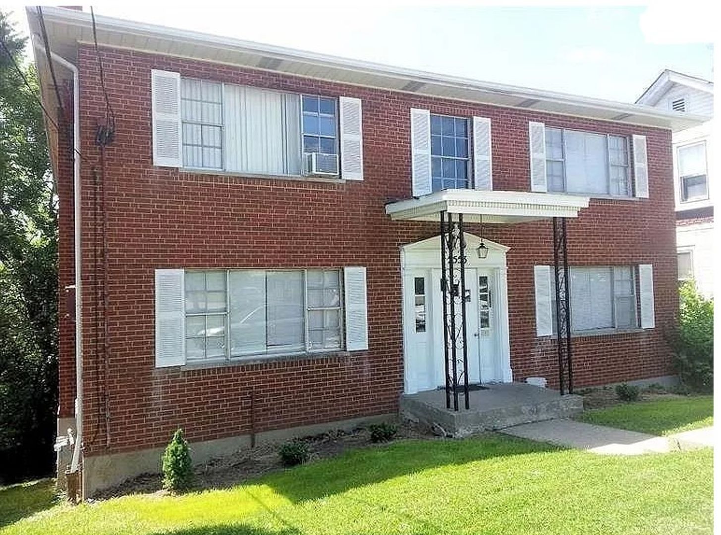 Cincinnati Apartment: 2553 North Bend Rd