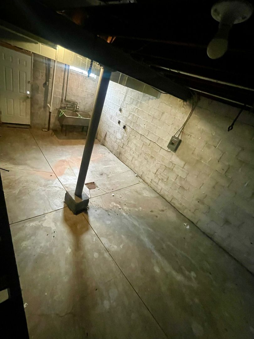 Cincinnati Apartment: 1278 Rutledge