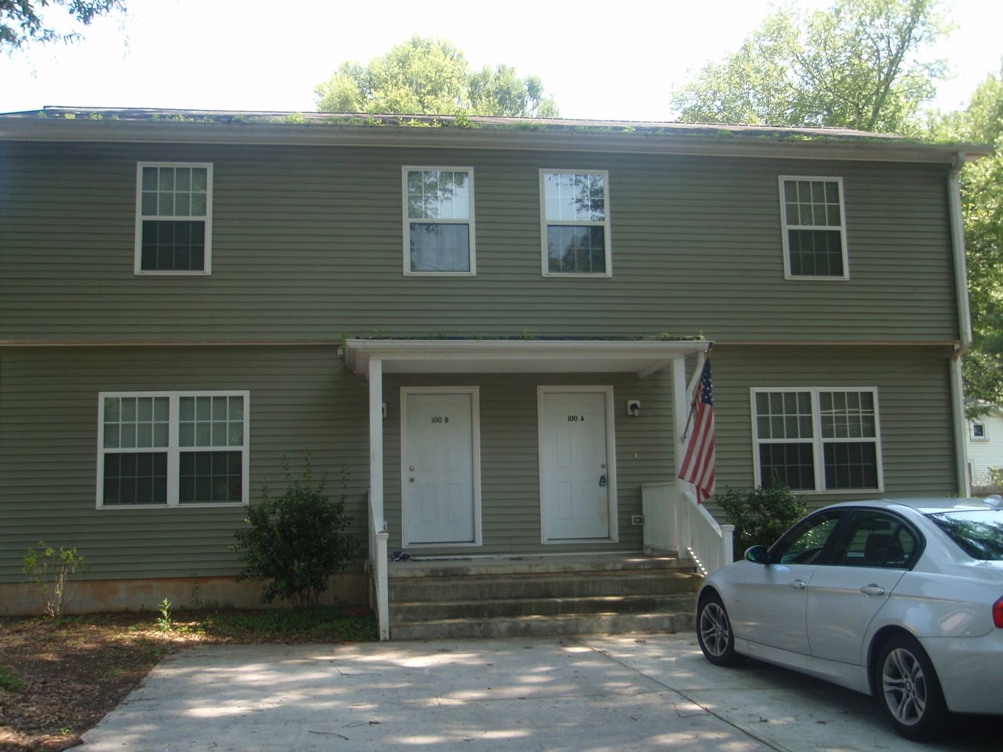Huntersville House: 100-B Gibson Park Dr
