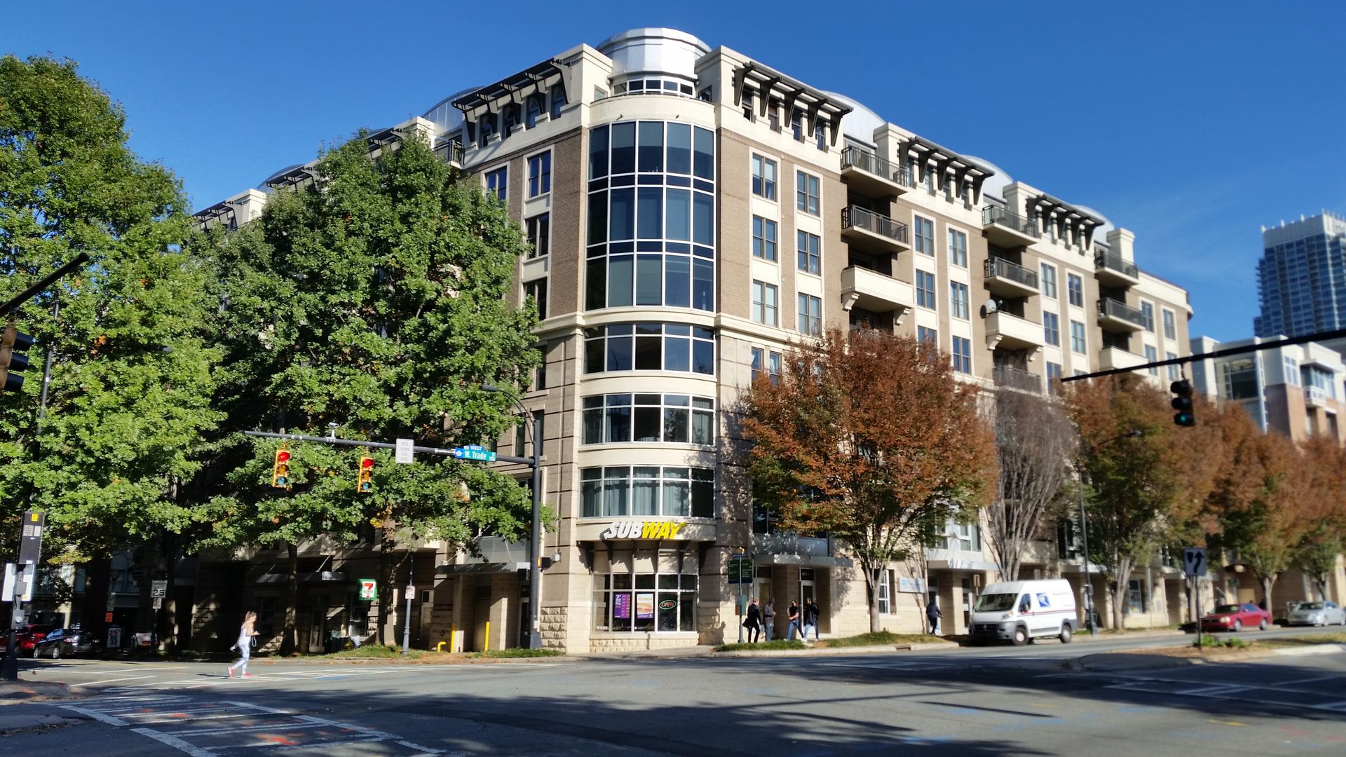 Charlotte House: 718 W Trade St
