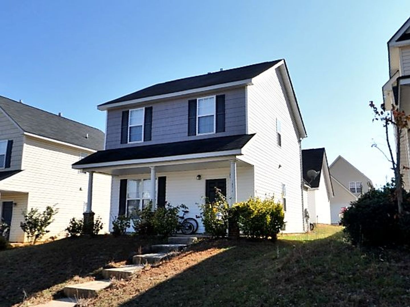 Huntersville House: 16514 Ambassador Park Drive