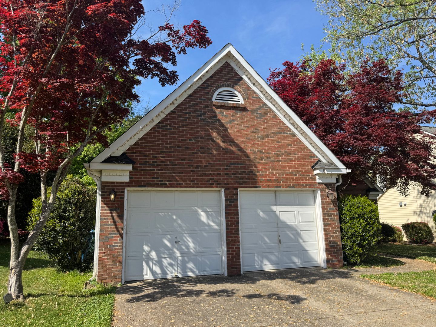 Cornelius House: 17100 Graysac Court