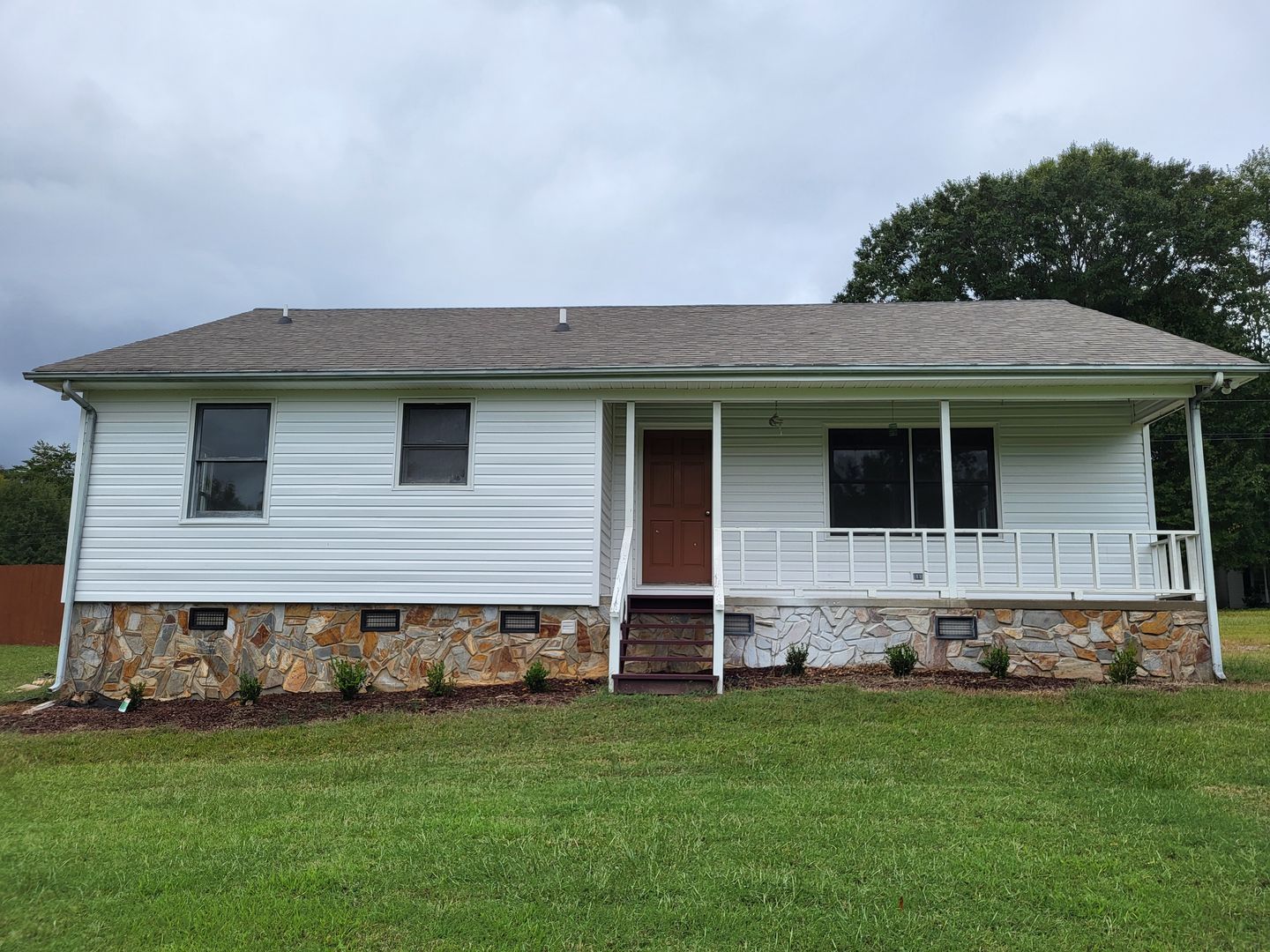 Maiden House: 4764 Burnam Ln
