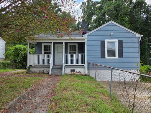 Three Bedroom Home in Gastonia – photo 1