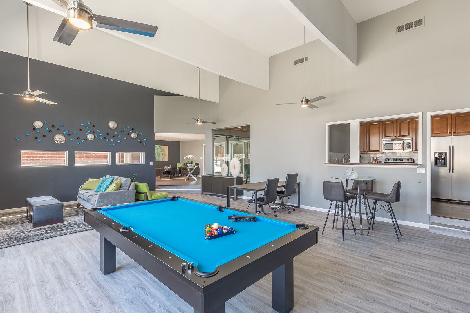 Thornton Apartment: 10101 Washington St,