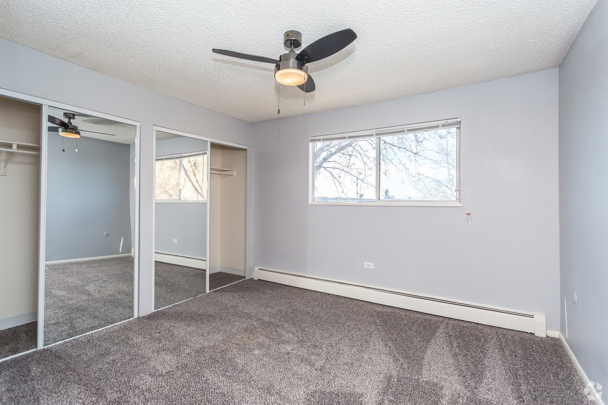 Thornton Apartment: 9440 Hoffman Way