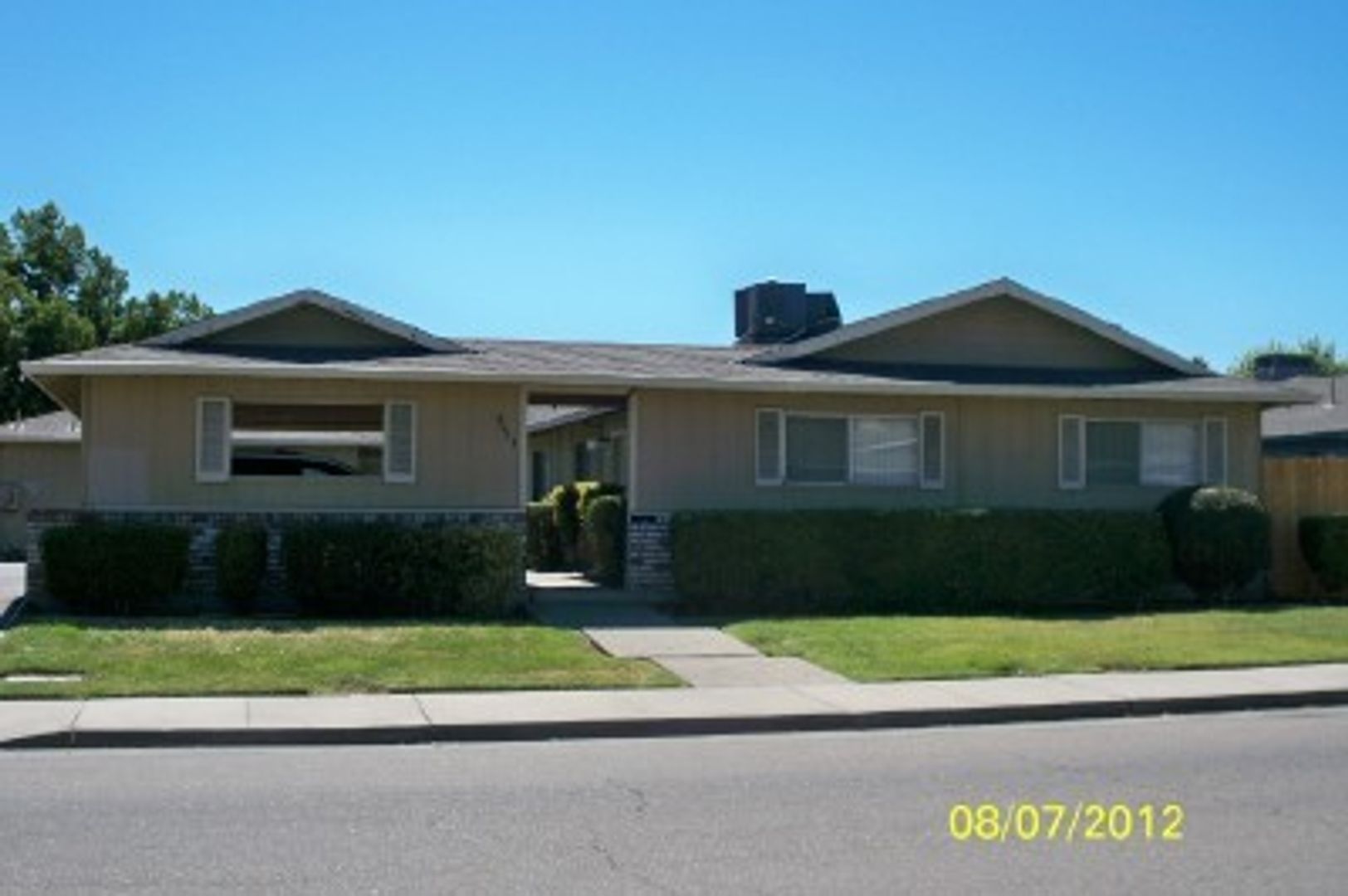 STOCKTON Apartment: 245 STRATHAVEN & 8101 LAN ARK