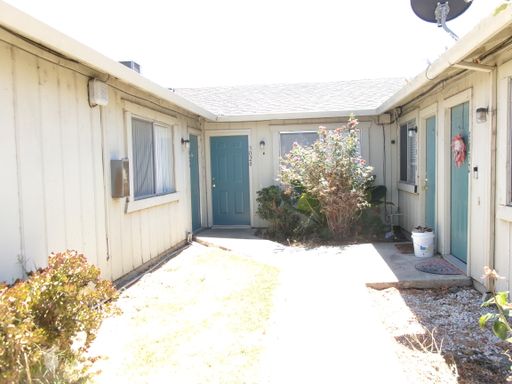 3028 Wentworth Dr. (3x2) – photo 1