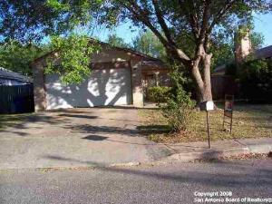 San Antonio Apartment: 10126 Galesburg