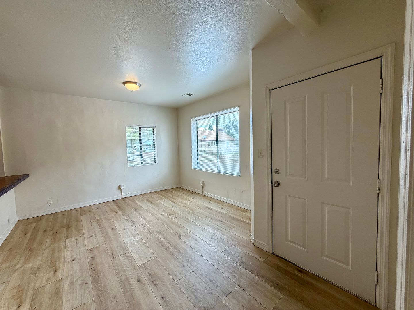 Flagstaff Apartment: 13 E. Dupont