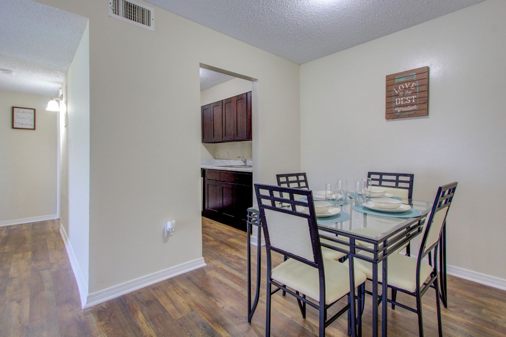 Jackson Apartment: 1595 West Highland Drive