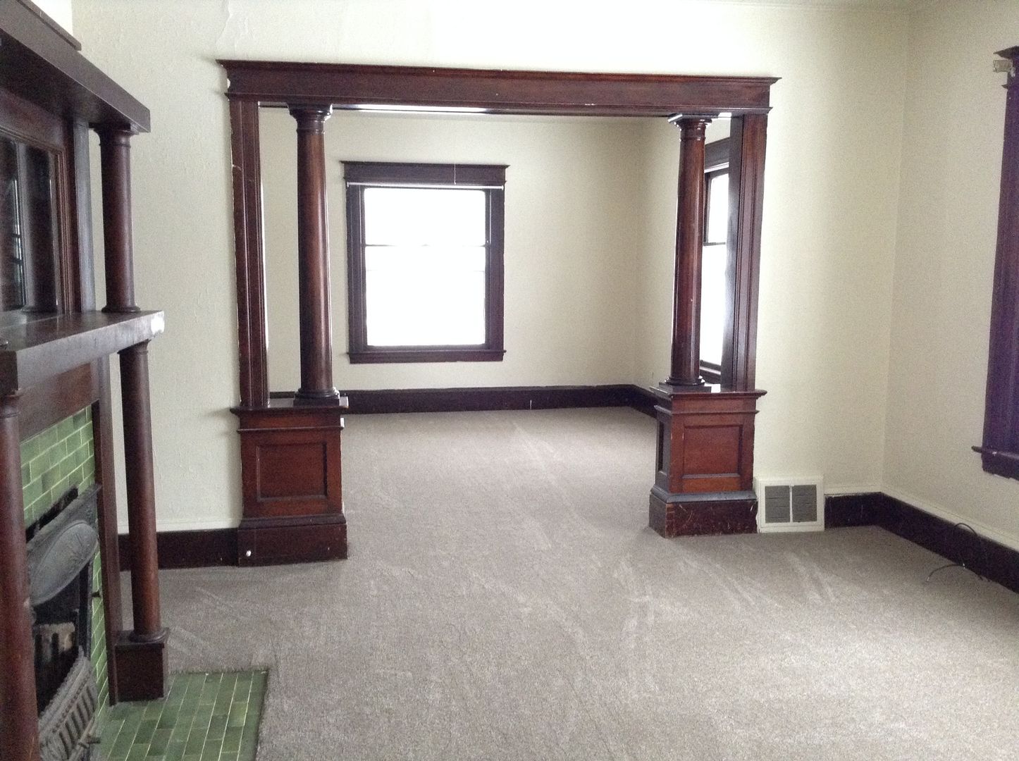Jackson Apartment: 3102 Francis St.
