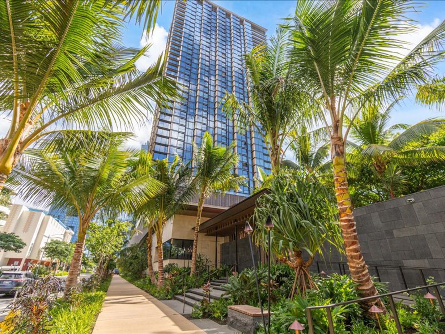 Honolulu Condo: 1100 Ala Moana Bvld. Unit 1401