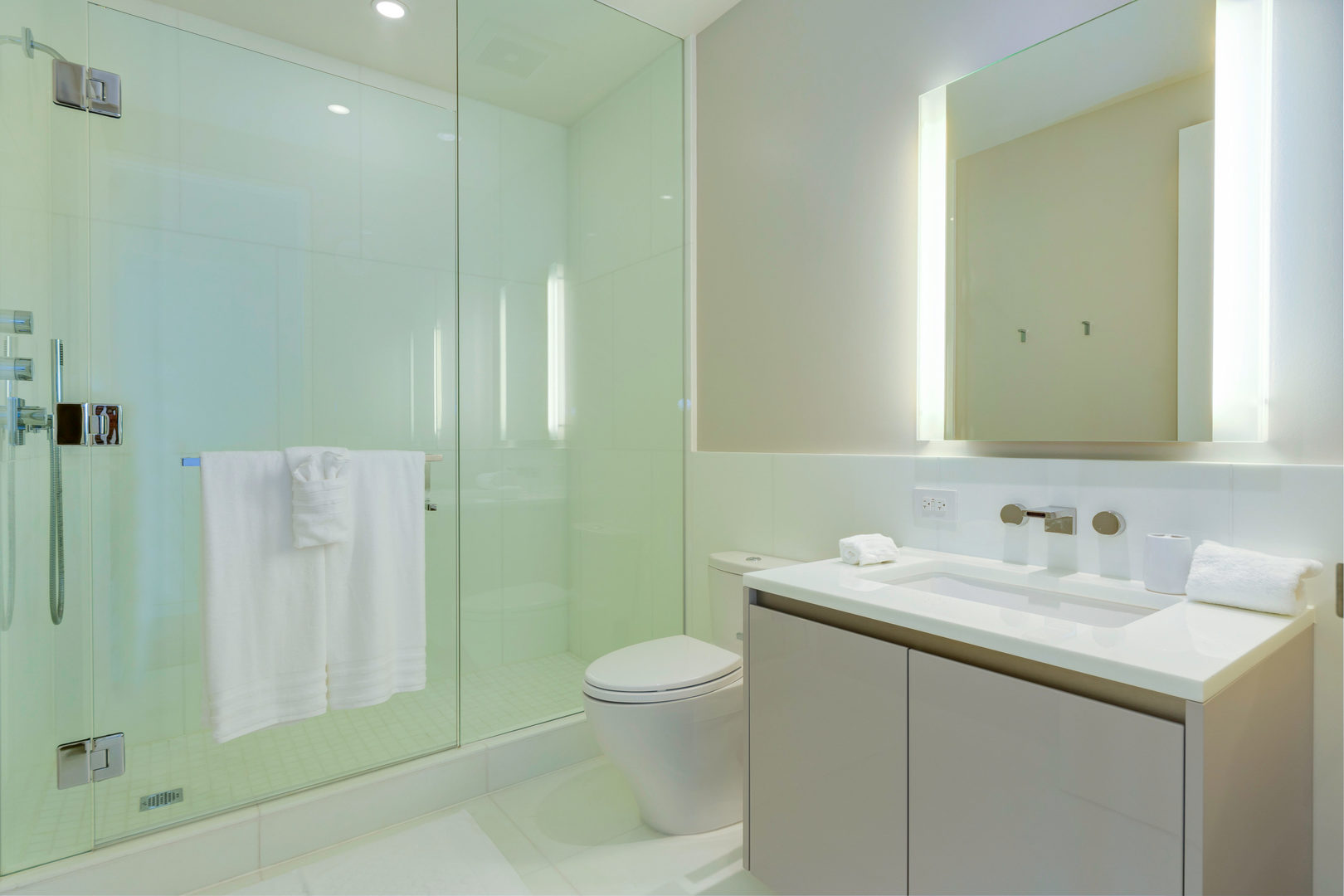 Honolulu Condo: 1118 Ala Moana Blvd. Unit 2805