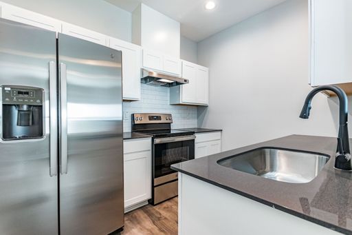 1-Bedroom Apartment in Clayton