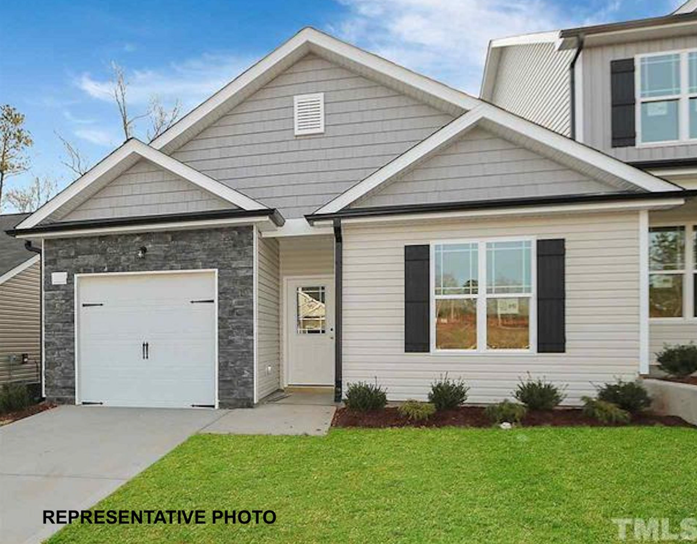 Smithfield Townhome: 260 Sandstone Street