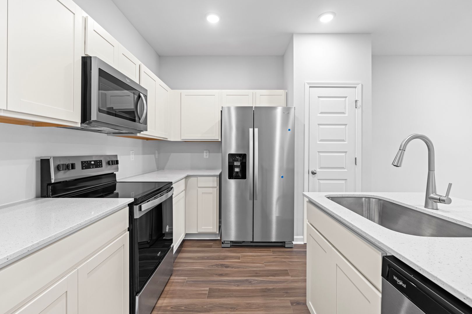 305 Sandpiper Street 2 of 8
