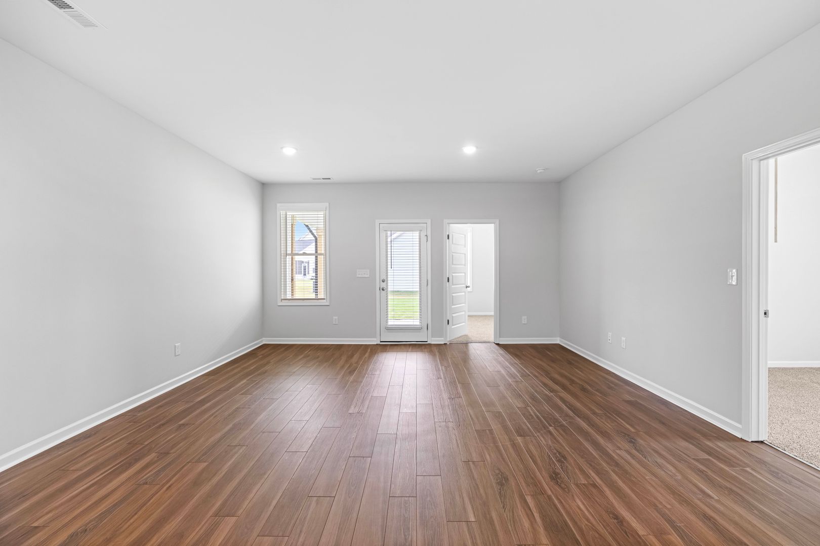 305 Sandpiper Street 4 of 8