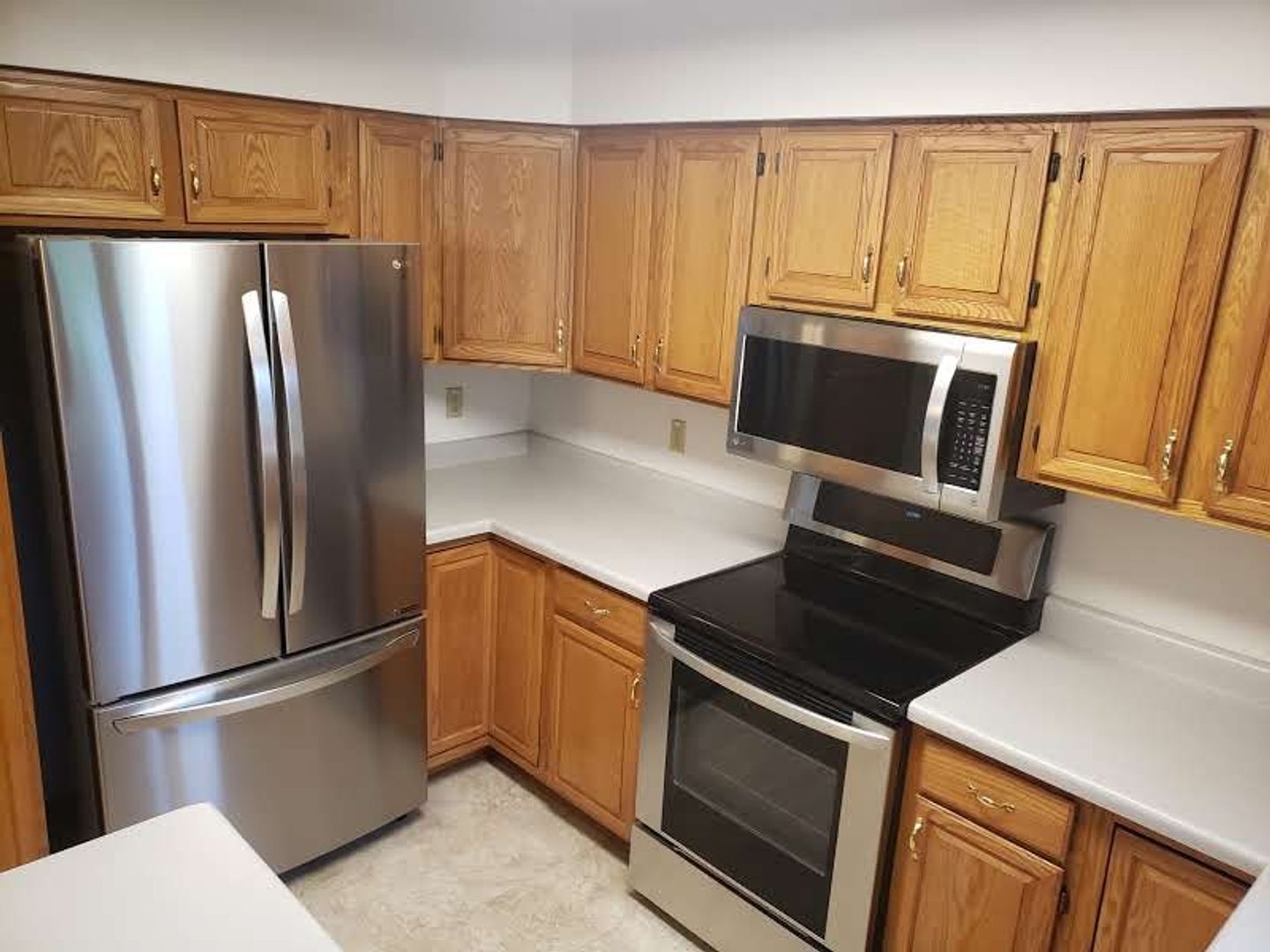 Fitchburg House: 5699 Wilshire Drive