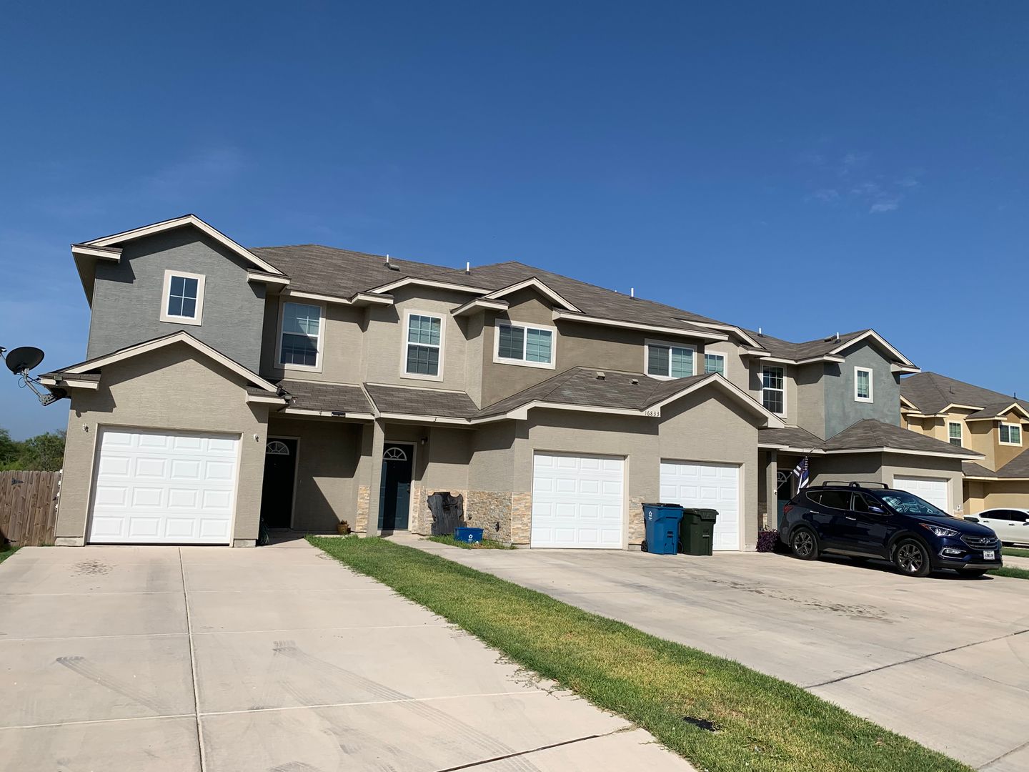 Selma Townhome: 16833 Showdown Path - 2