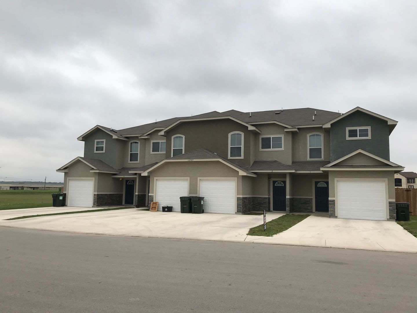 Selma Townhome: 16707 Jupiter Haven - 1