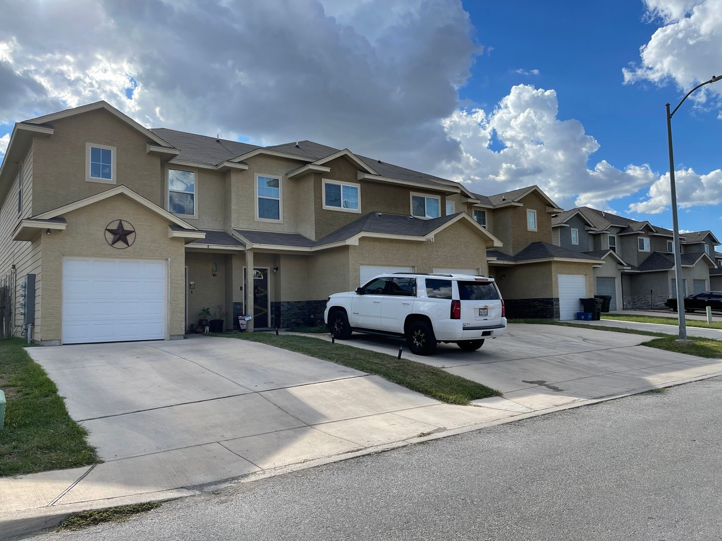 Selma Townhome: 16827 Dancing Ava - 4*