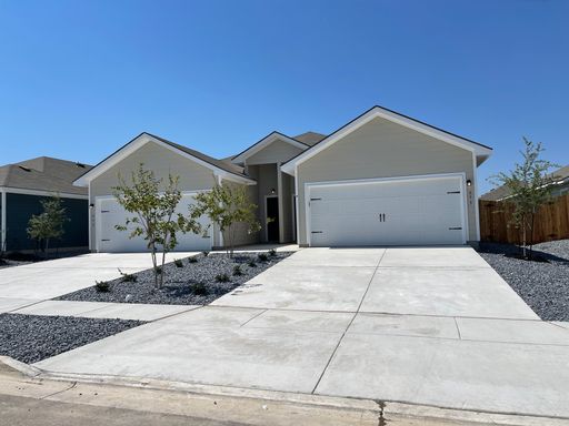 TOWNHOME FOR RENT – photo 1
