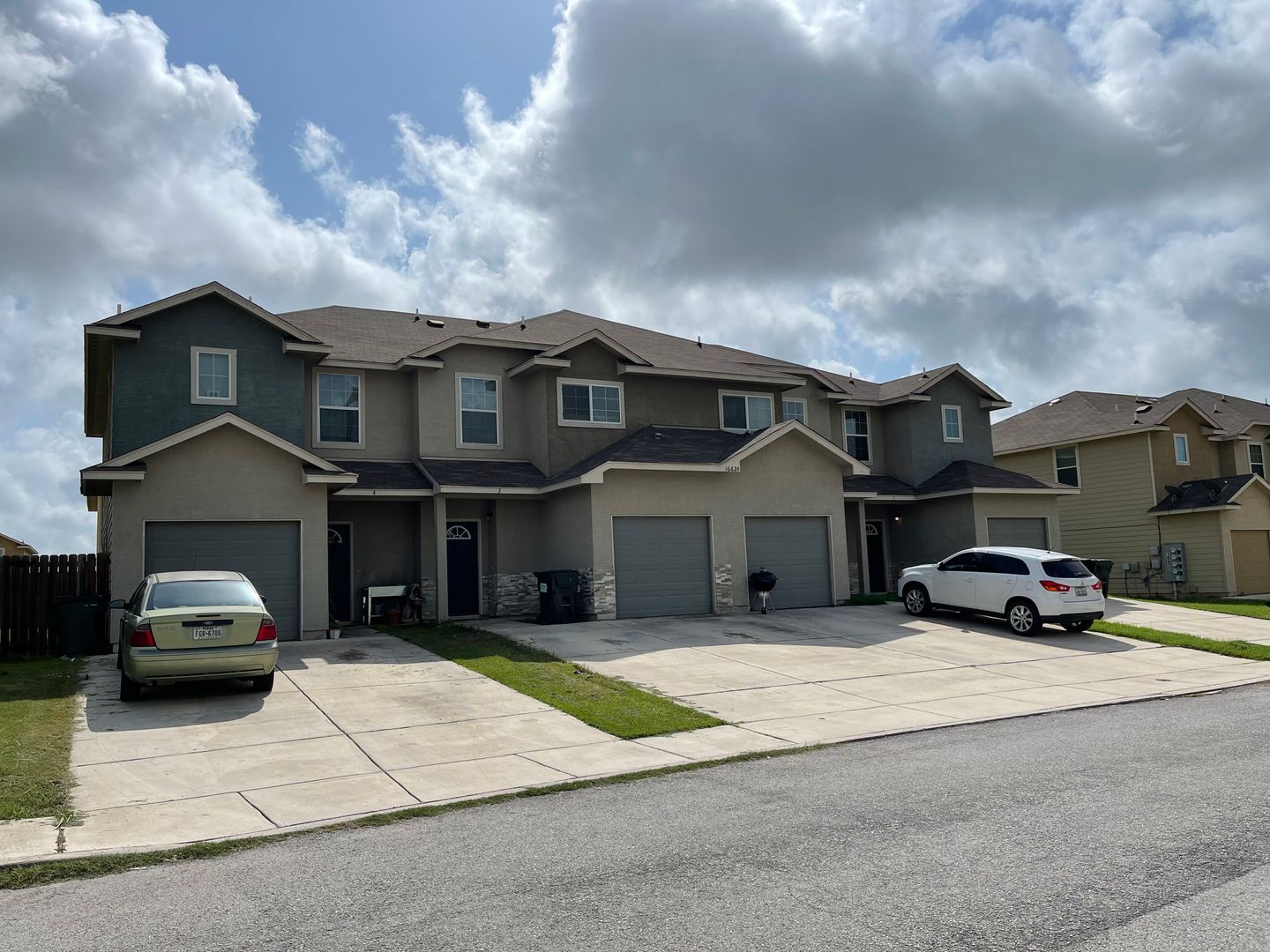 Selma Townhome: 16824 Showdown Path - 3