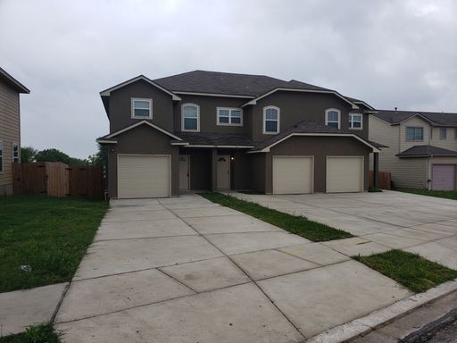 Town home for rent – photo 1