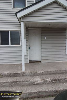 ** Rent Special $150 off first months rent** Pet Friendly 1 Bedroom in N. Pocatello