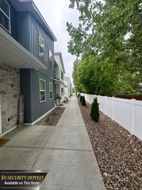 Half off first months rent! – photo 1