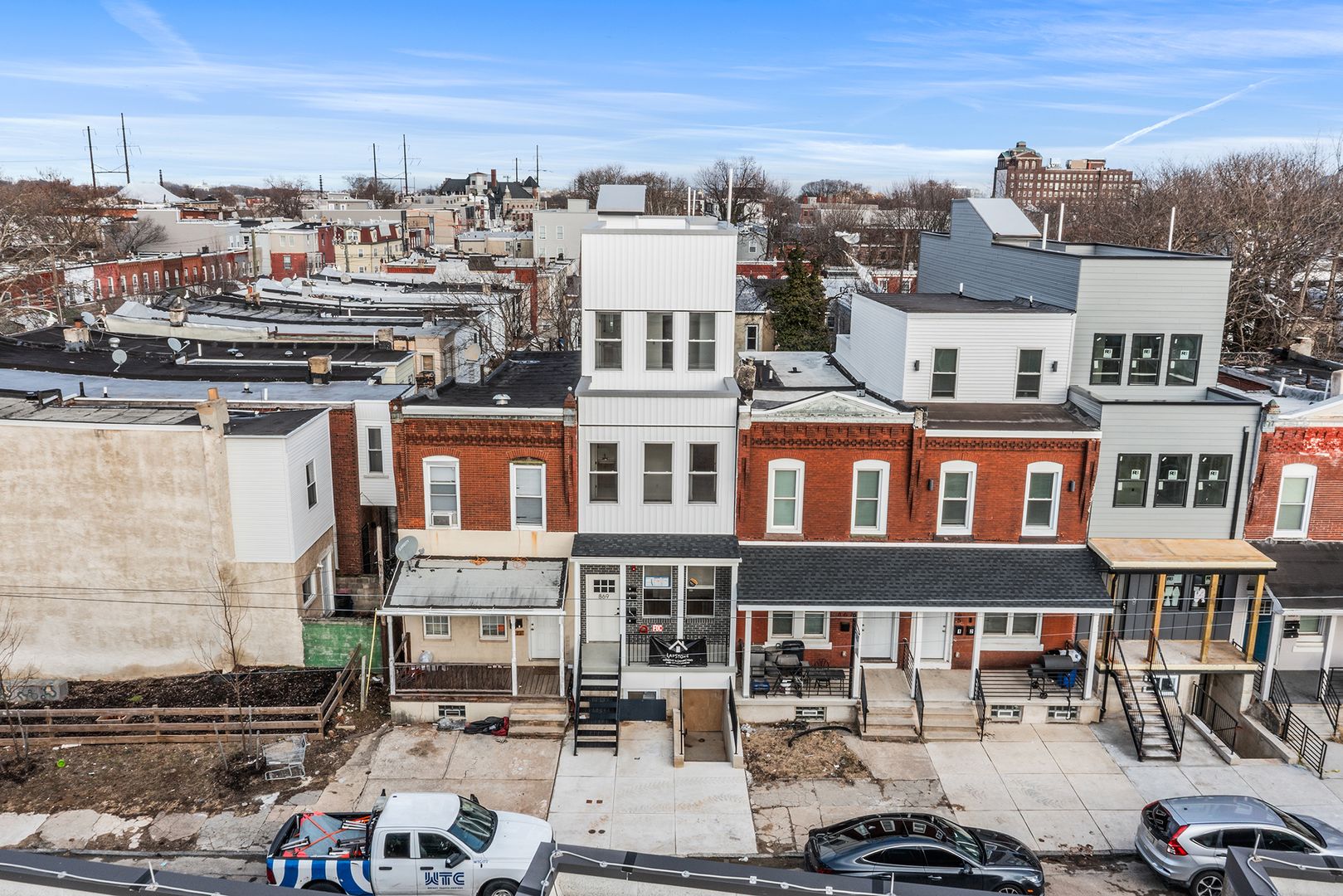 Philadelphia Apartment: 869 N 43rd St