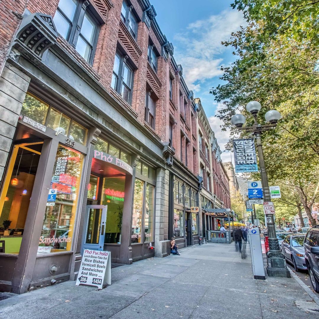 Seattle Apartment: 213 1st Avenue South - P1
