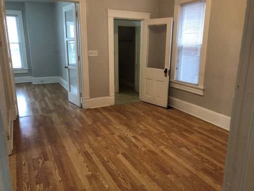 Updated Two Bedroom Apartment in Detroit Shoreway – photo 1