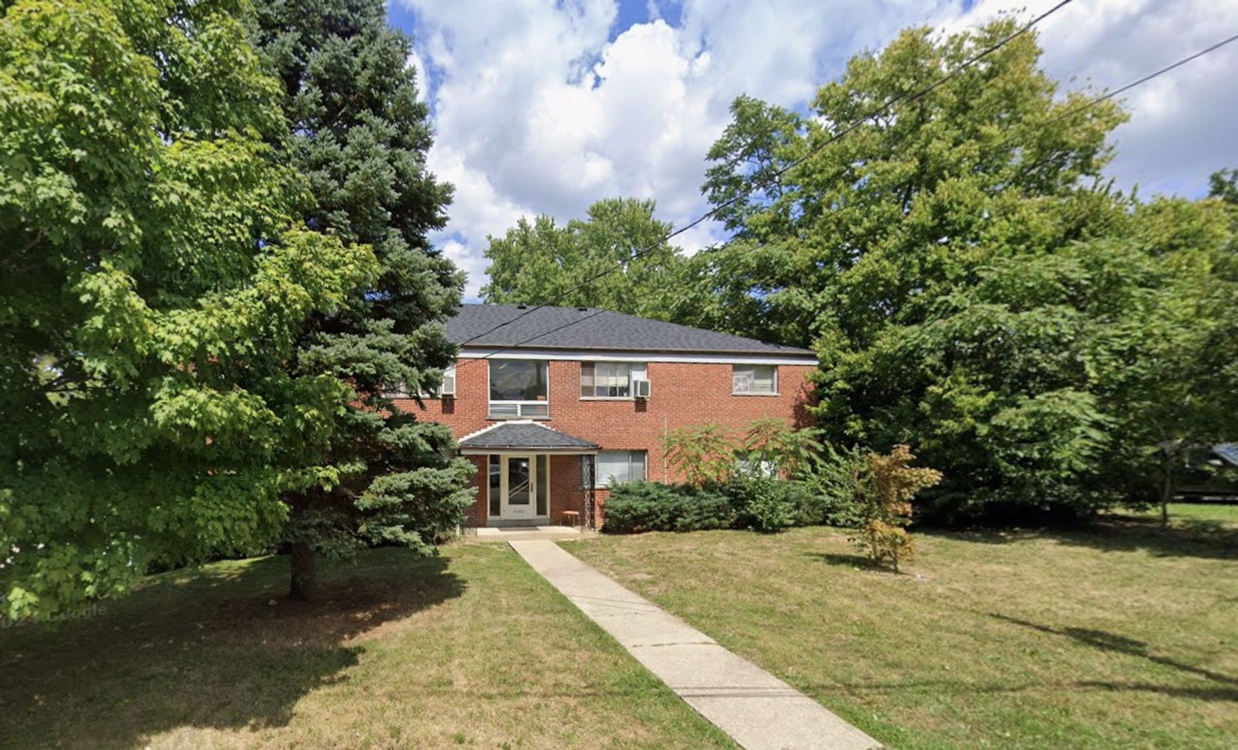 Cincinnati Apartment: 2480 Clovercrest Dr